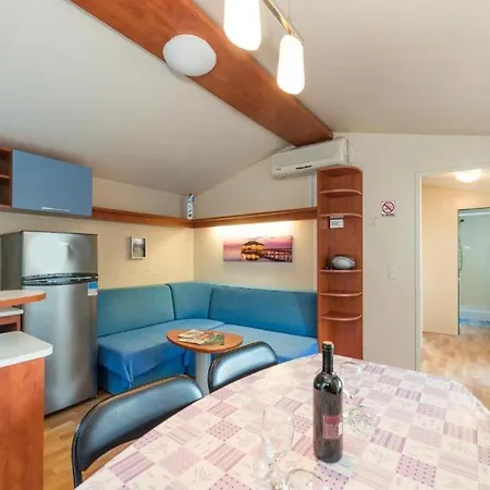 Mobile Homes Tina Pakostane II Exterior photo