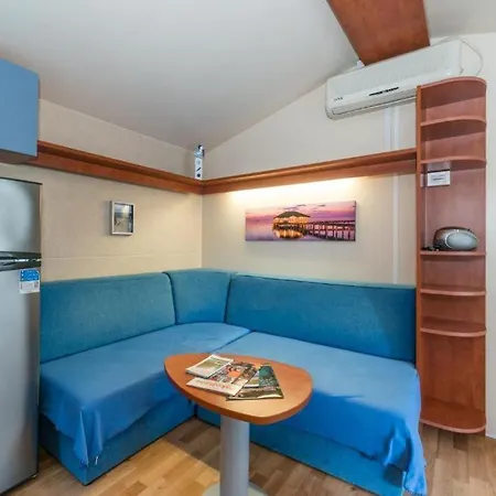 Mobile Homes Tina Pakostane II Exterior photo