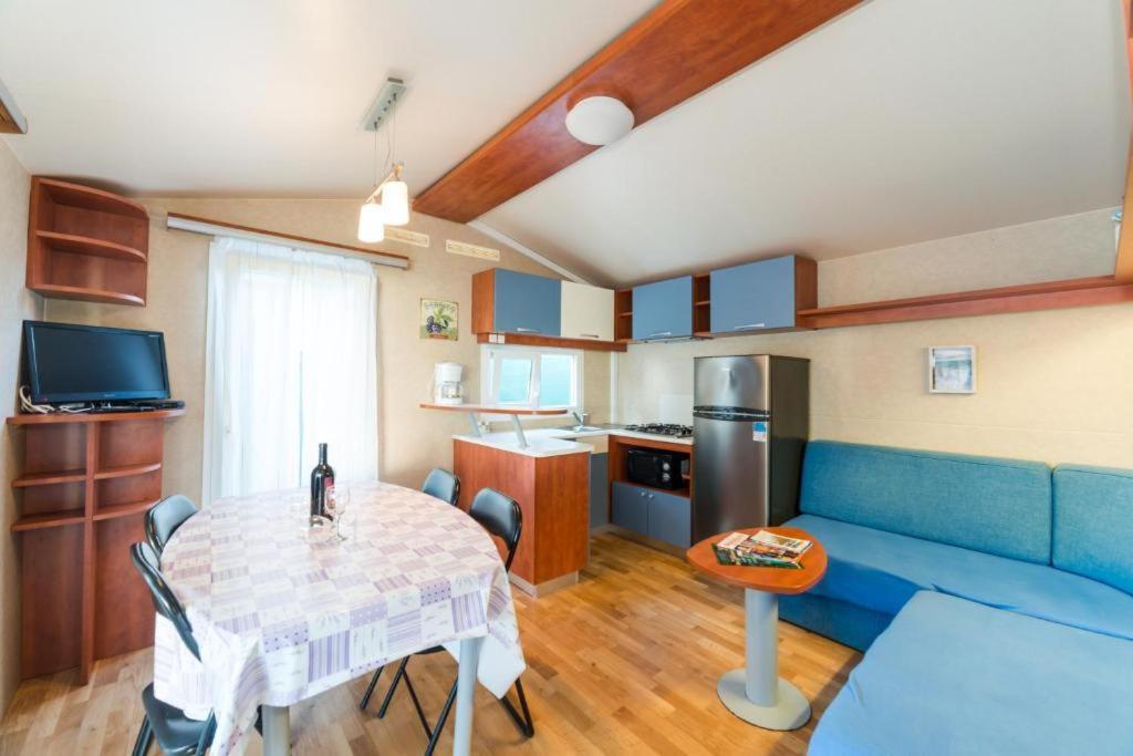 Nyaraló Mobile Homes Tina Ii Pakoštane